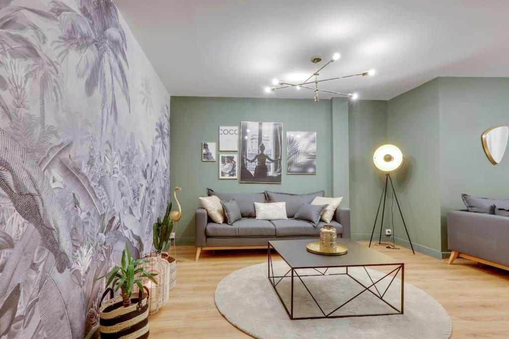 Luxueux & Spacieux Appartement, 125m2, Republique Apartment