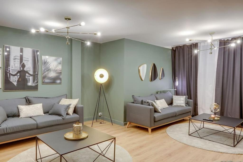 Luxueux & Spacieux Appartement, 125m2, Republique *